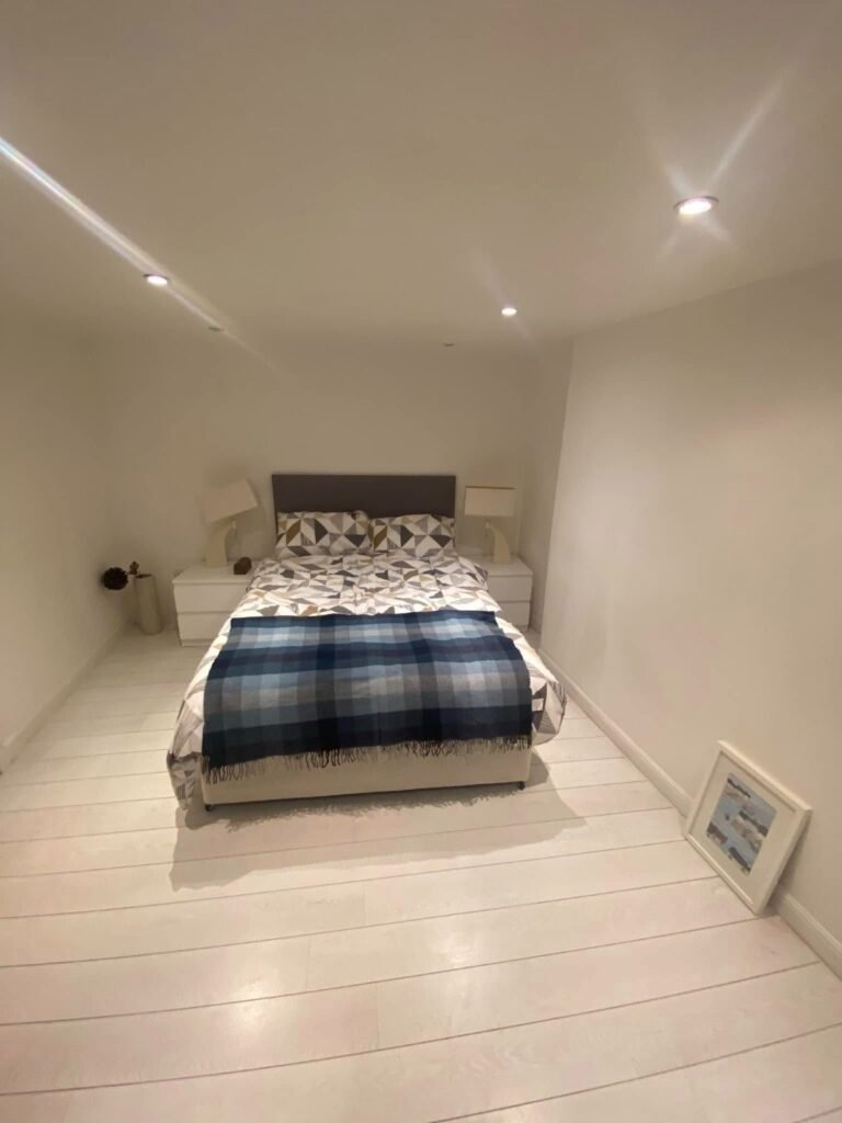 WhatsApp Image 2025-11-13 at 21.58.19