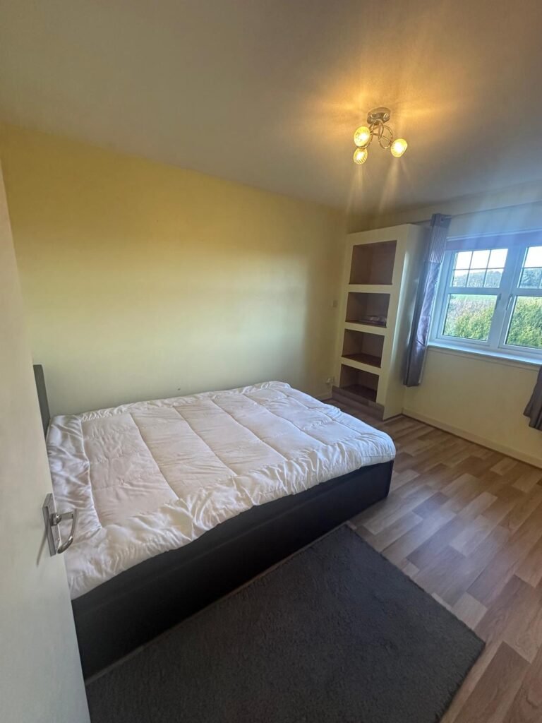 WhatsApp Image 2025-11-13 at 22.03.43 (2)