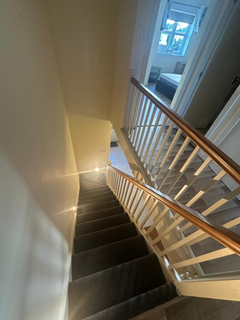 WhatsApp Image 2025-11-13 at 22.03.43