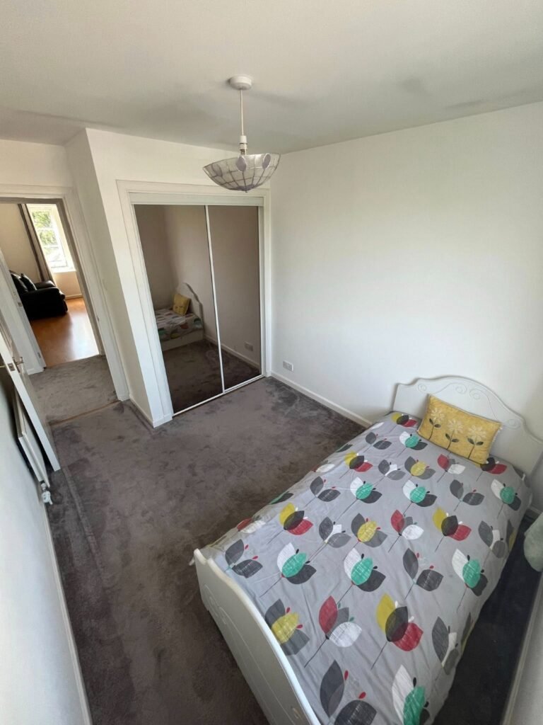 WhatsApp Image 2025-11-13 at 22.05.03