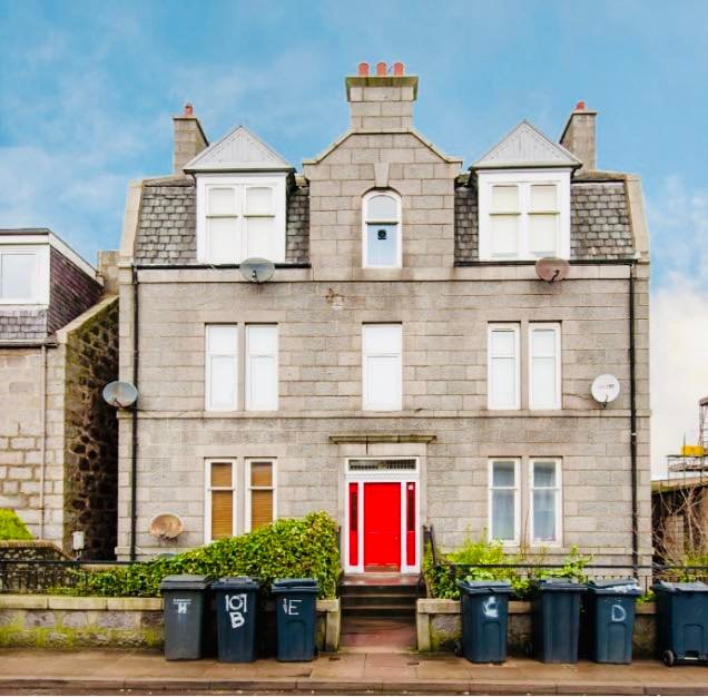 1-Bed Garden Flat — Constitution Street, Aberdeen, AB24