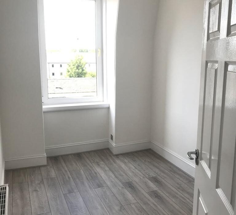 2-Bed Top Floor Flat — George Street, Aberdeen, AB25