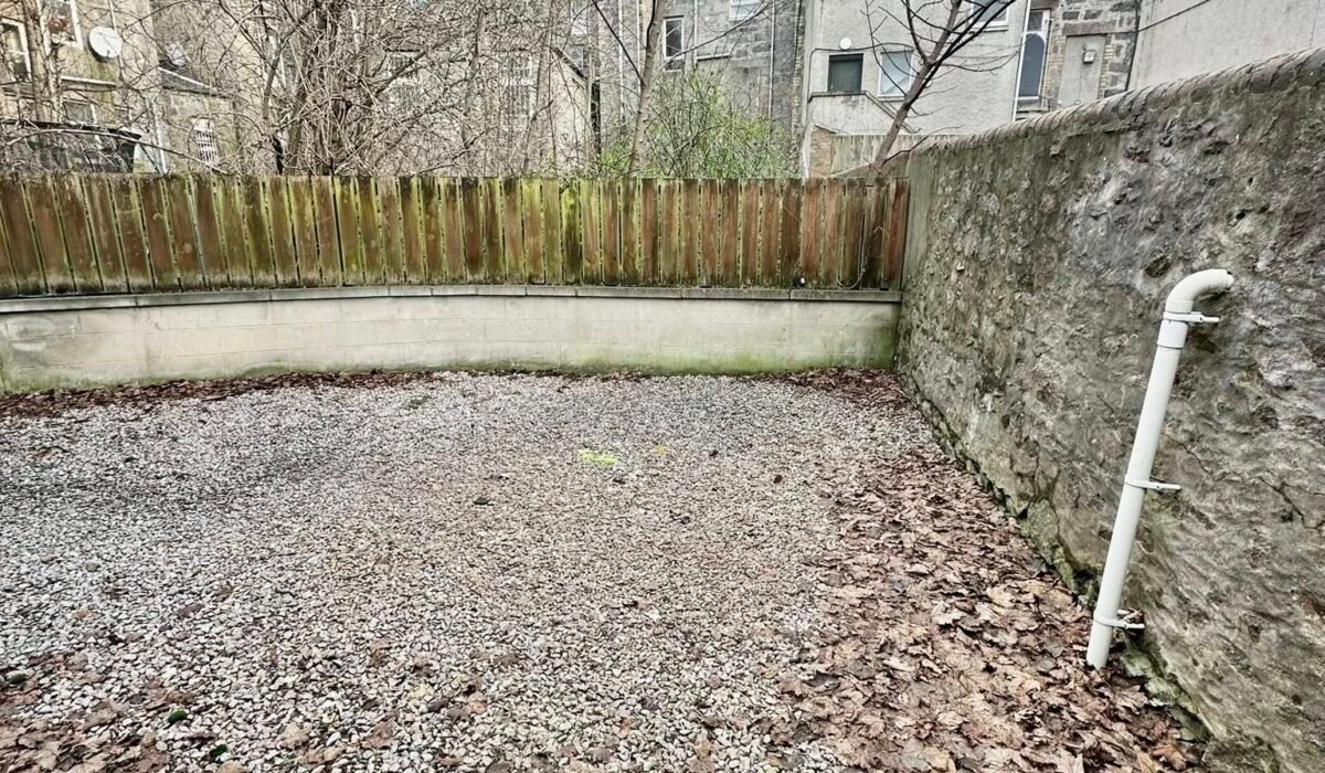 1-Bed Flat — Walker Lane, Torry, Aberdeen, AB11